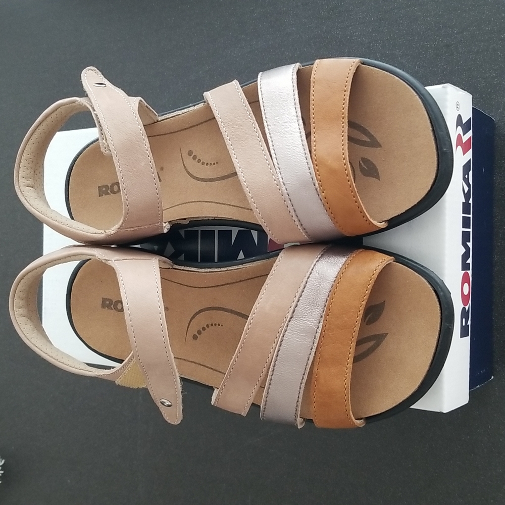 NWT Romika Ibiza 111 Sandles
